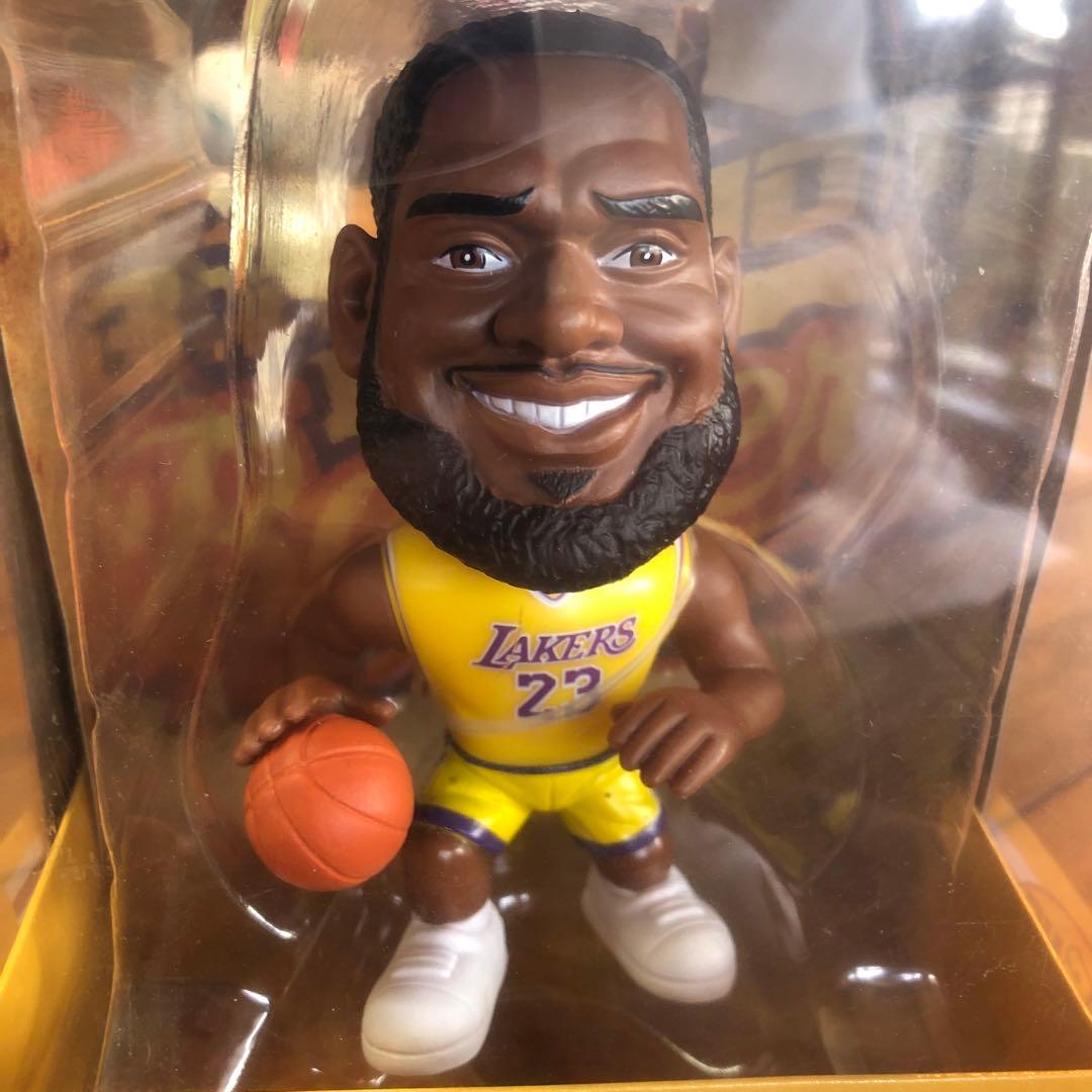 （希少）フィギュア レブロンジェームズ #23