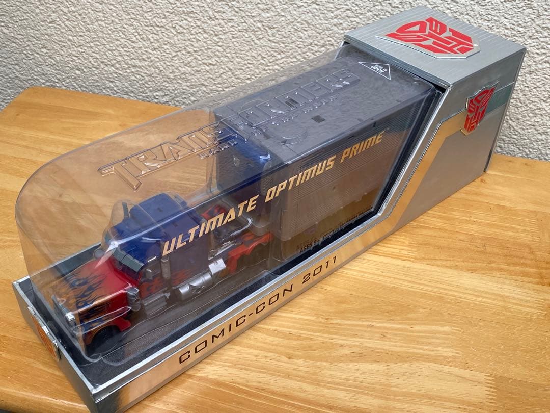 コミコン2011限定品　アルティメット・オプティマス・プライム