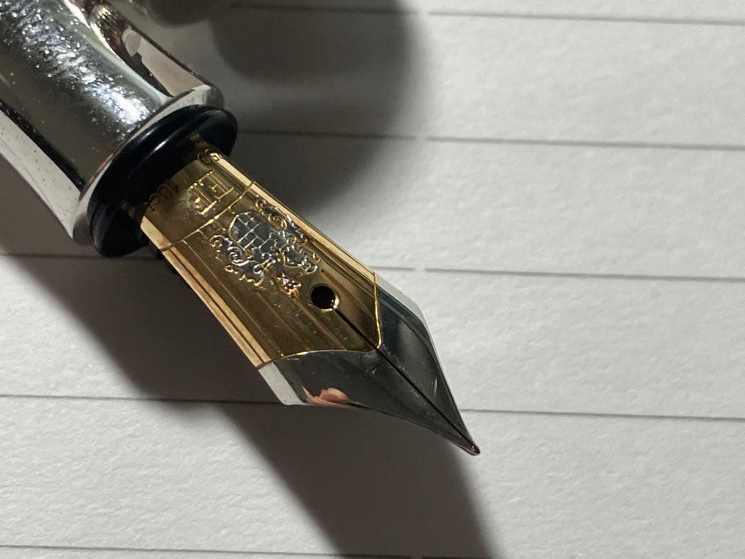 ファーバーカステル伯爵　ペルナンブコ　旧々型　メルカリ内最安値　限界値