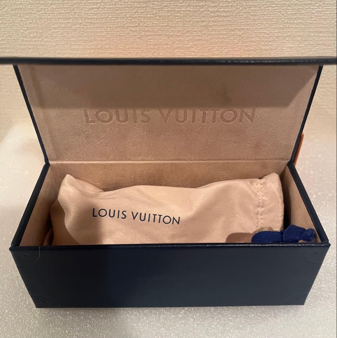 ルイ・ヴィトン サングラス LVプティ スプソン キャットアイ