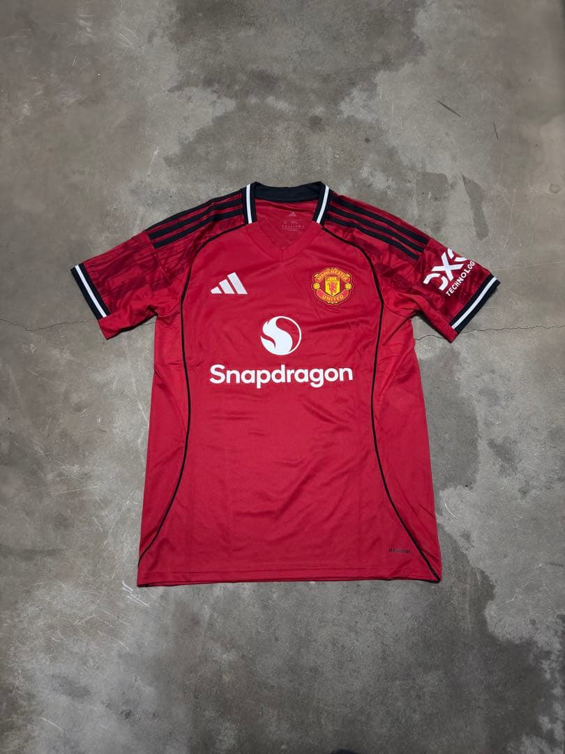 売りたいので、お声がけお願いします マンチェスターユナイテッド1stユニフォーム