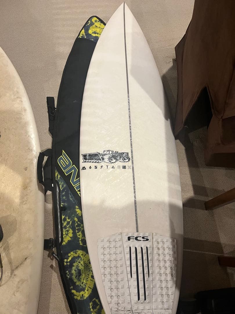 美品　JS INDUSTRIES ショートボード 5'9\