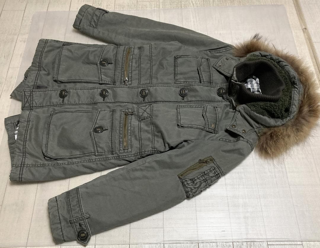 BURBERRY　BLACK LABEL　ミリタリージャケット　Mサイズ　カーキ