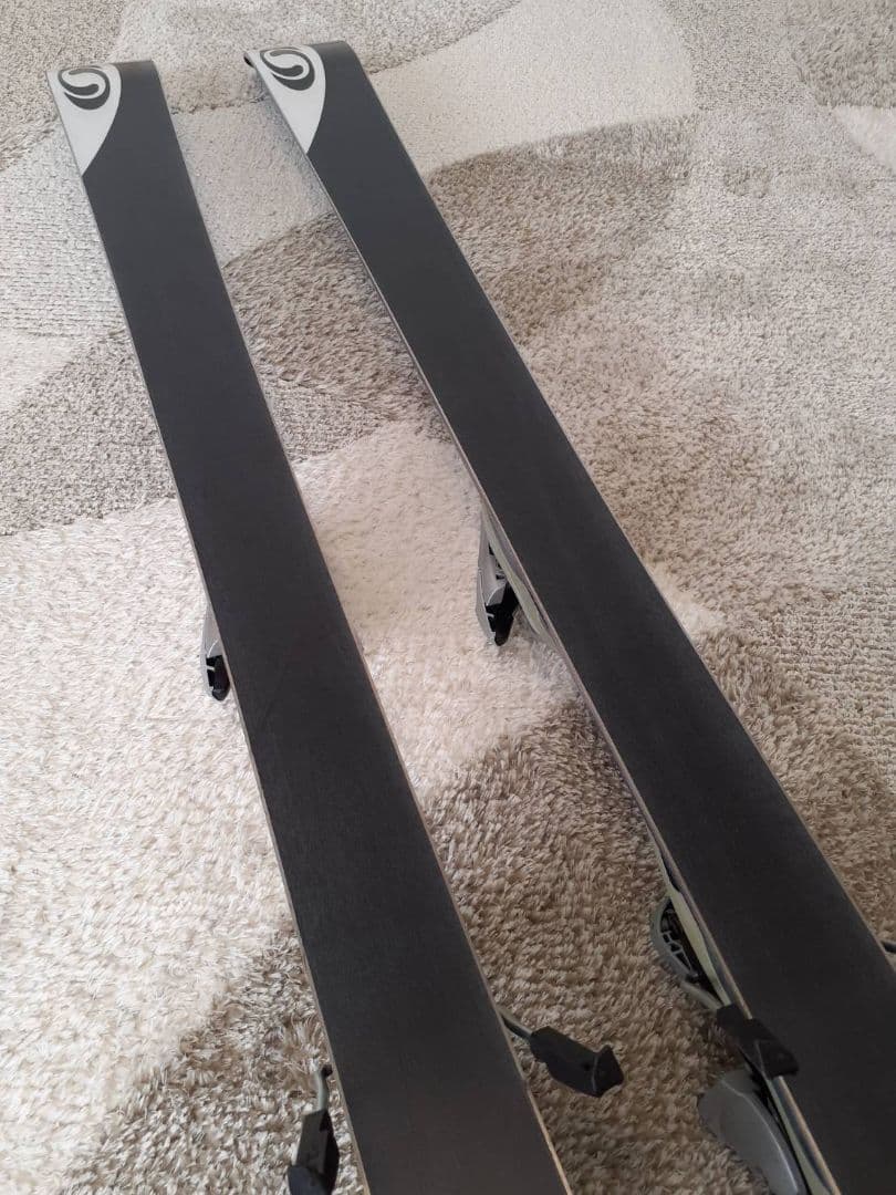 SALOMON サロモン Xscream8 スキー板 169cm