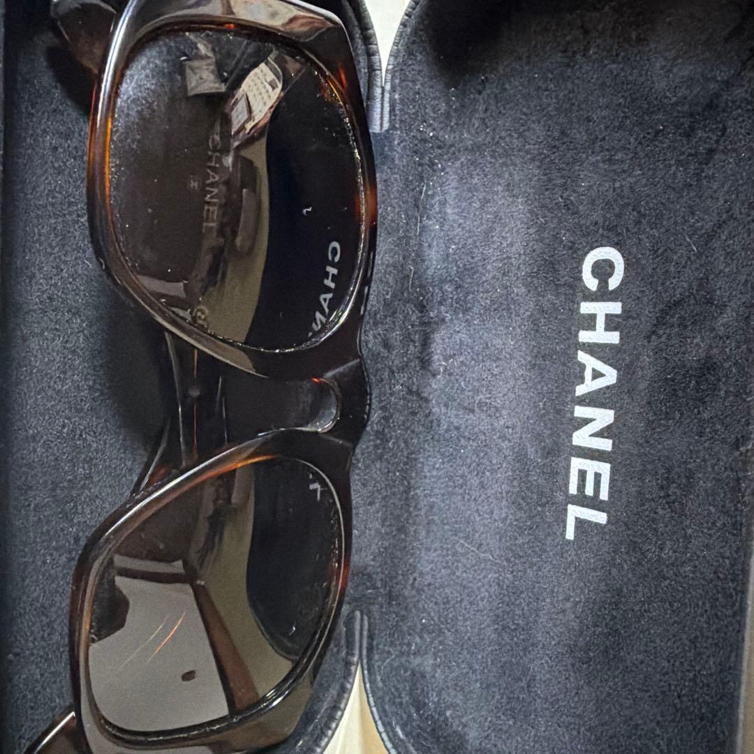 CHANEL ブラウン サングラス キルティングデザイン