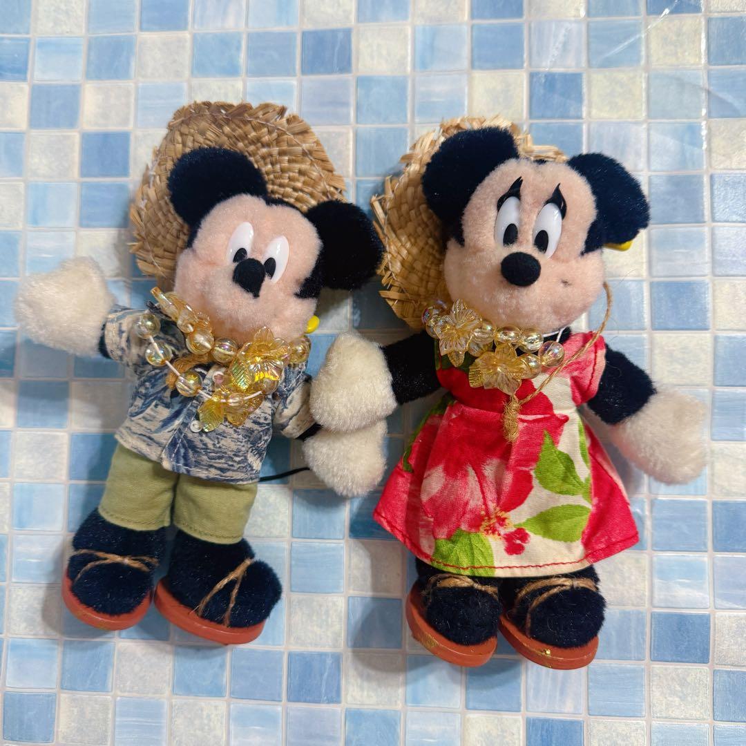 ディズニー　ミッキー・ミニーマウス　ハワイアン　ぬいぐるみ　バッジ　ペアセット
