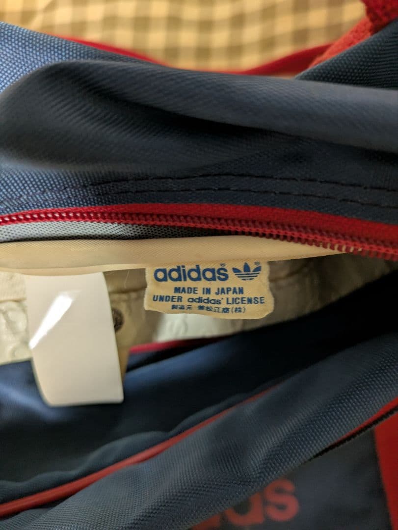 adidasのビンテージバッグ