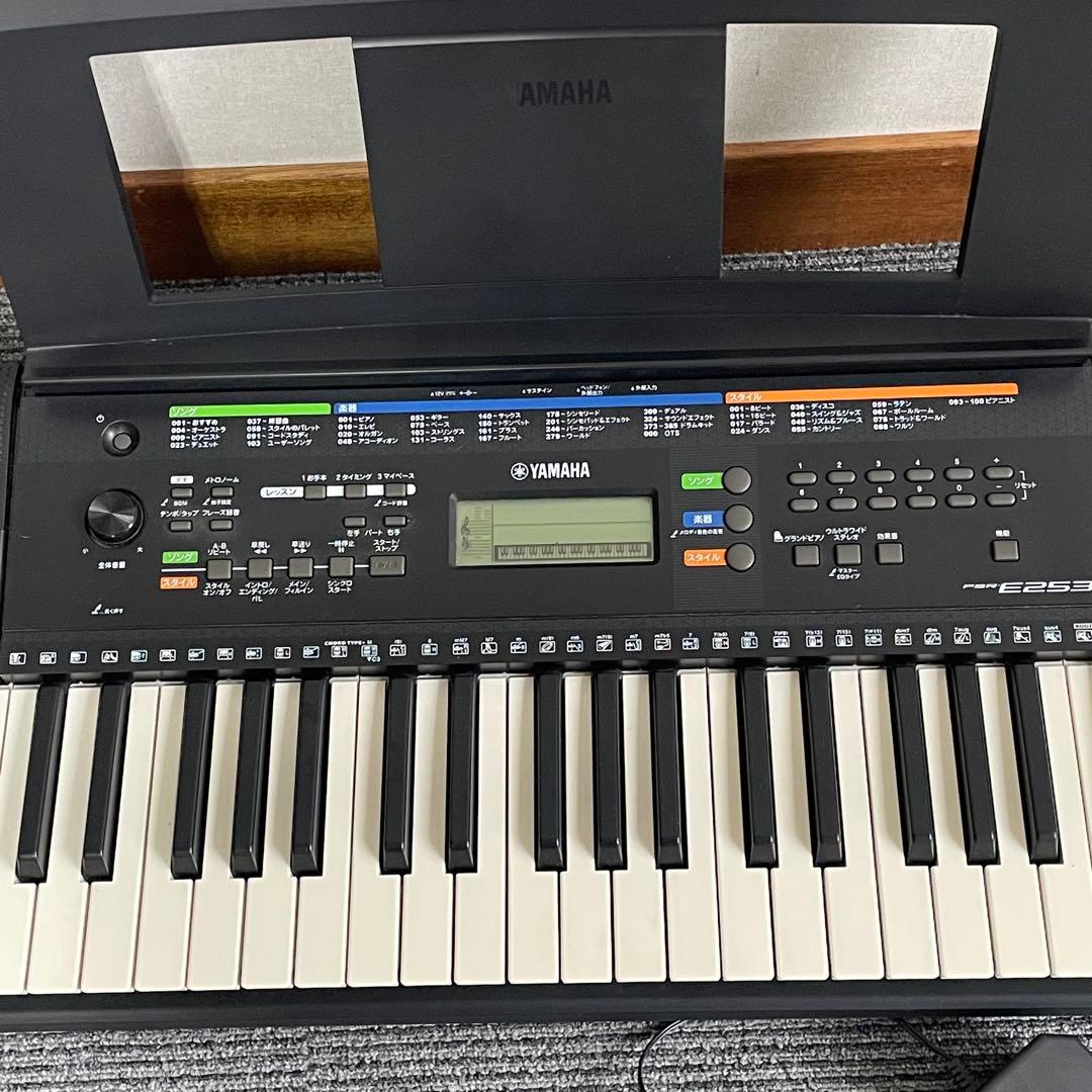 YAMAHA ヤマハ⭐️キーボード PSR-E253 2016年製 61鍵盤