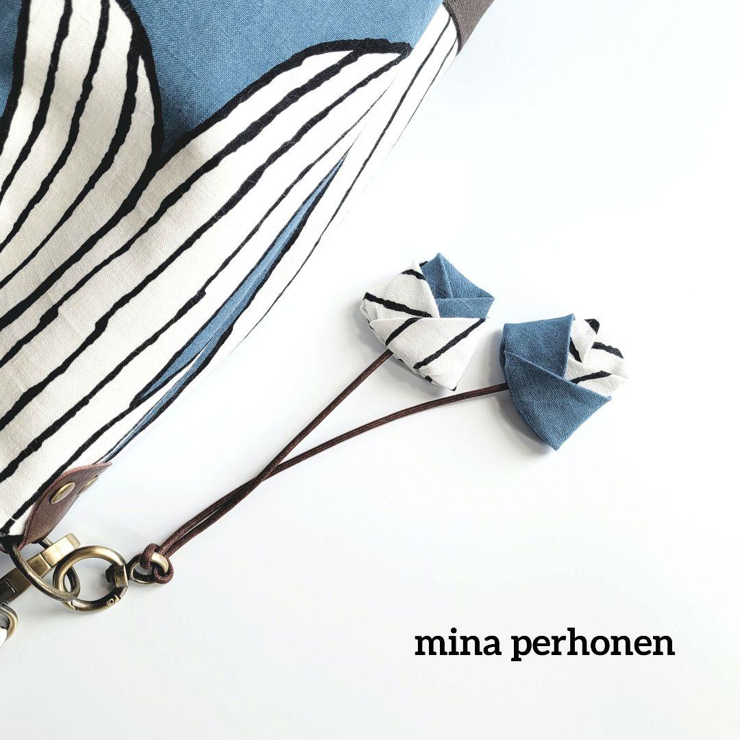 ミナペルホネン　大きめショルダーバック 新作swing