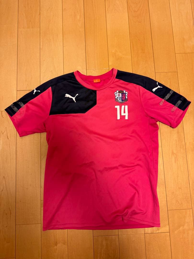 セレッソ大阪　支給品　トレーニングウェア