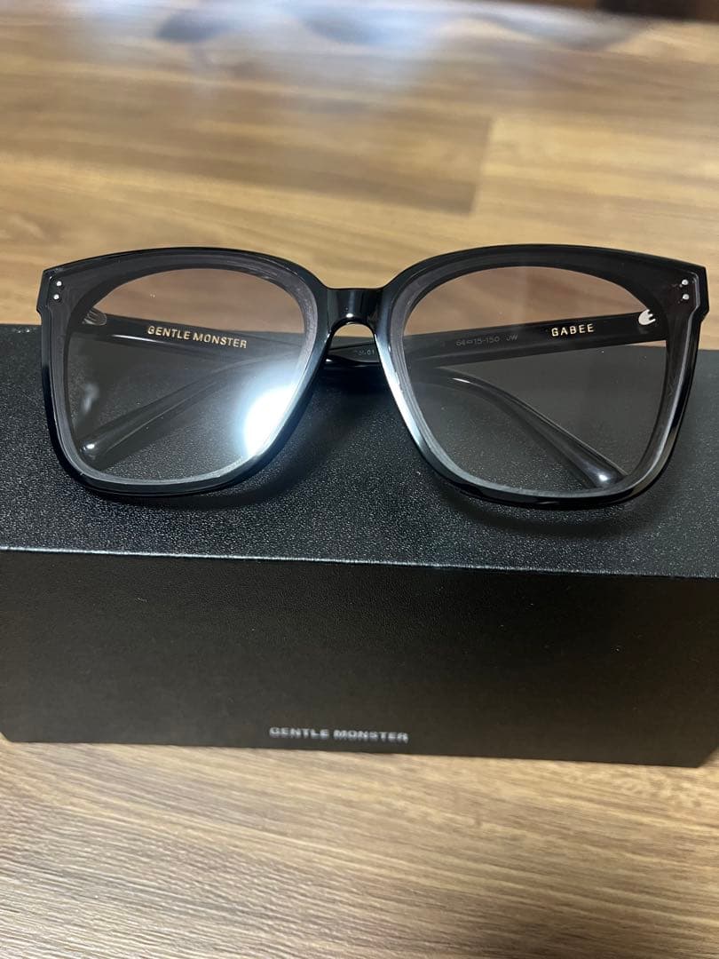 GENTLE MONSTER ジェントルモンスターブラサングラス