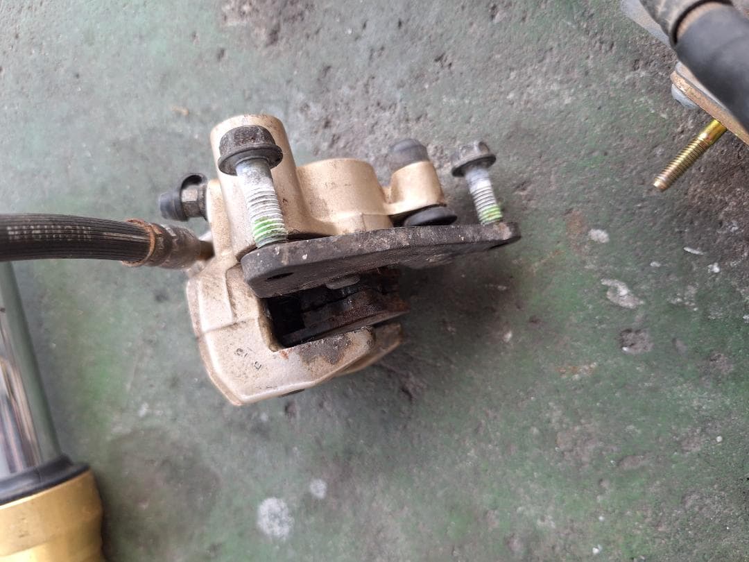 ディオZ4 AF63 ホイール フォーク ブレーキマスター.キャリパーセット