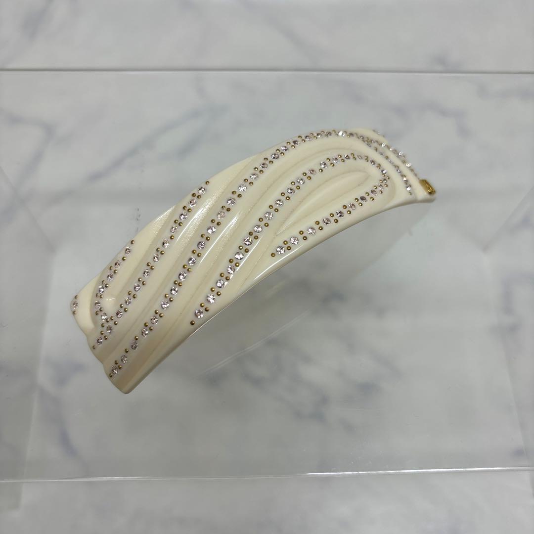 1105 アレクサンドルドゥパリ　バレッタ　ホワイト　傷,汚れあり.