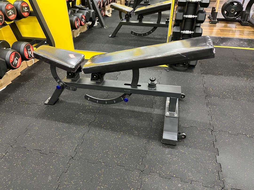 新型アジャストベンチ