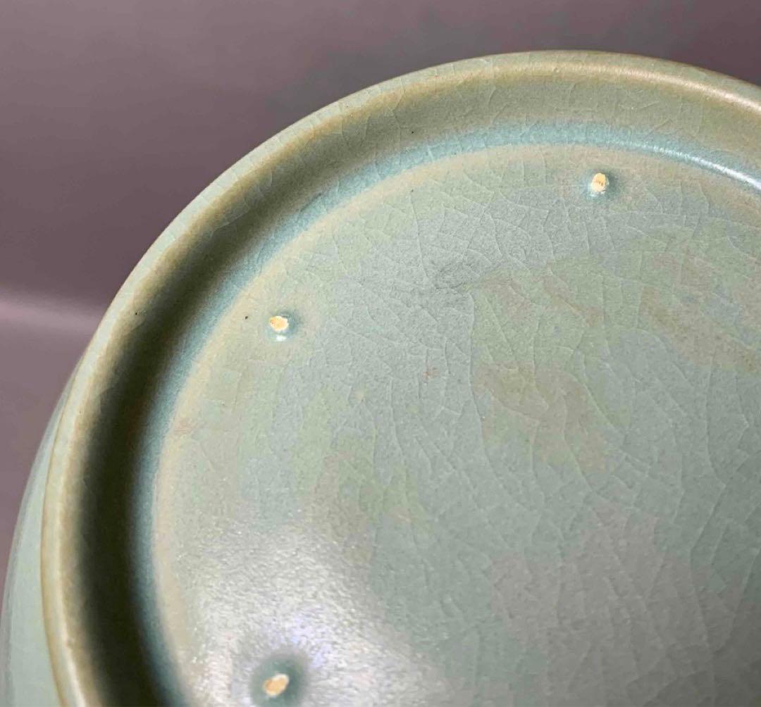 中国 輪花口肩衝瓶　u6230952