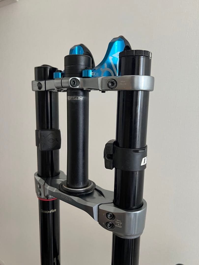 ロックショックス　ボクサー 2019 27.5