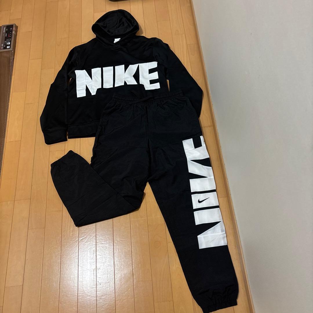 Nike Therma-Fit ジャージ上L 下Mブラック セット