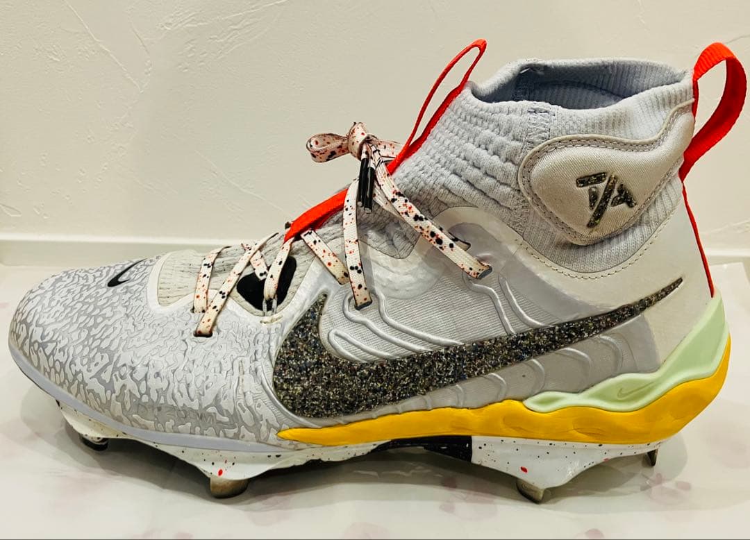 【美品】ナイキ 野球スパイク アルファハラチNXT ティムアンダーソンモデル