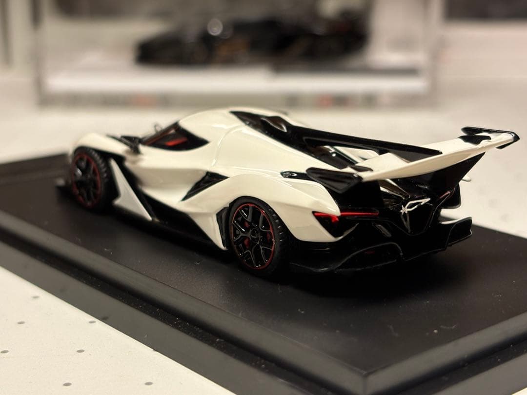 peako 1/64 アポロ IE ホワイト