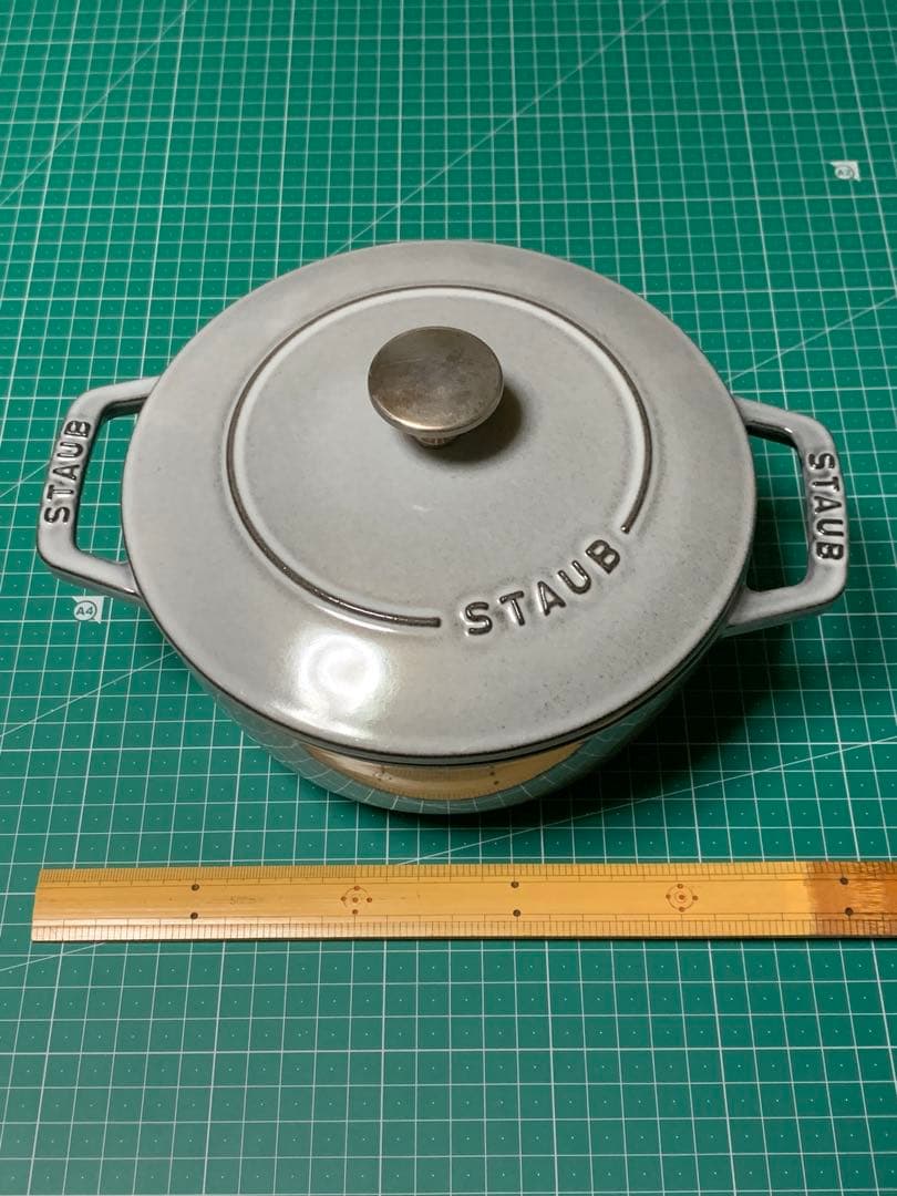 ストウブ　ワナベ　グレーM 18cm