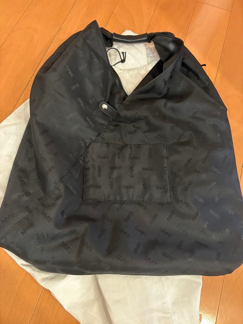 MM6 メゾンマルジェラ 黒 フェイクレザー バッグ