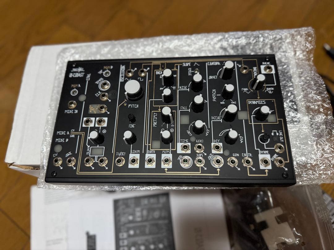 鍵盤楽器 Makenoise 0-coast