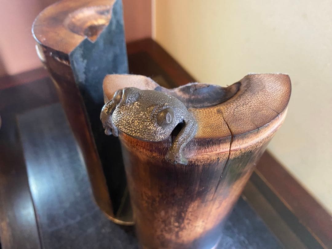 ヴィンテージ　錫製カエル付・ペア　　バンブーブックスタンド　レア