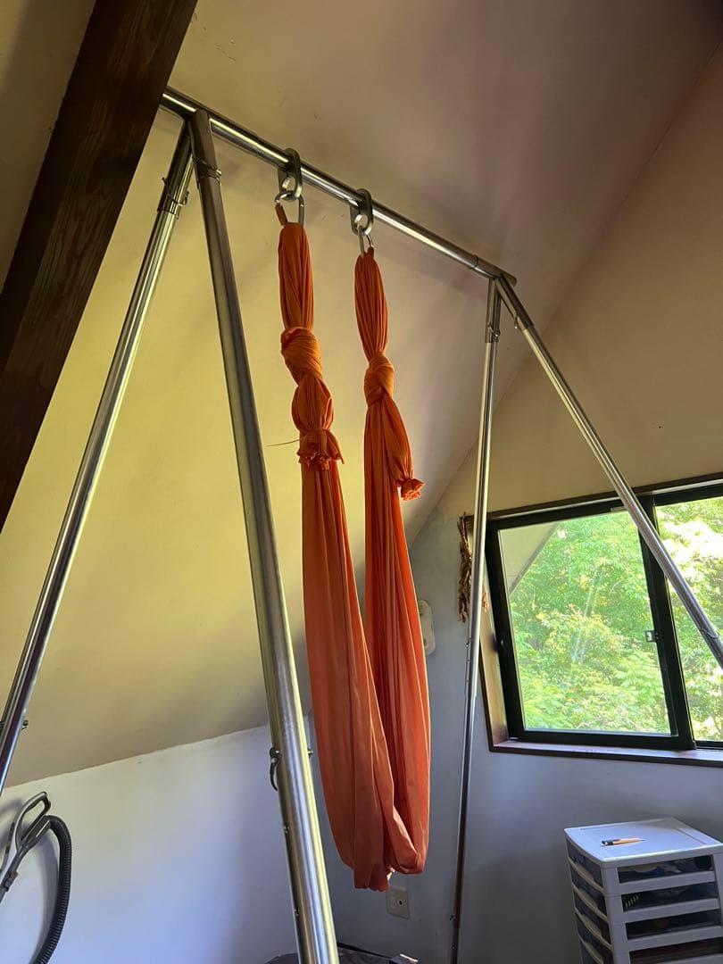 i chanさま専用 エアリアルヨガ用オレンジストラップ、バーセット。