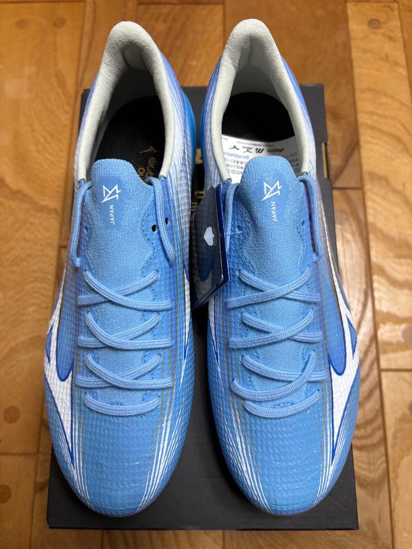新品　超最新　激レア　限定品　ミズノ　ミズノ アルファ 3 JAPAN
