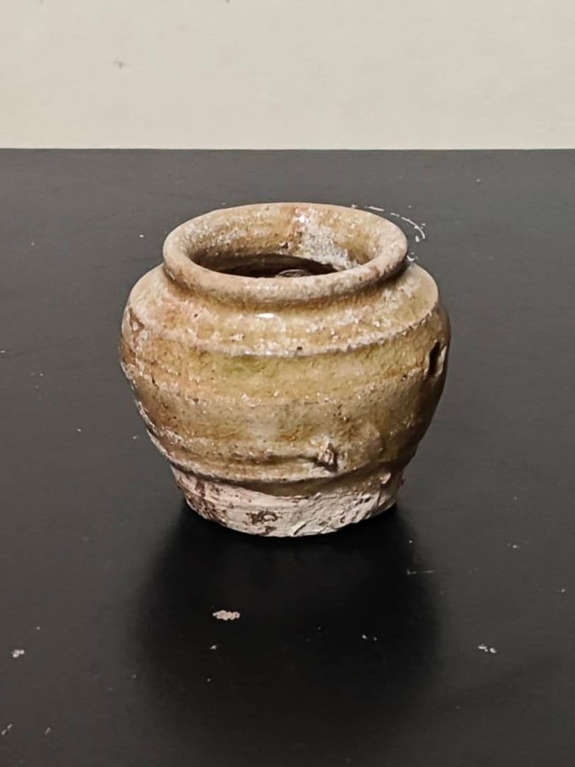 極小古瀬戸蓋付き小壺　室町時代〜桃山 古瀬戸 古美濃 古美術 六古窯 古陶器