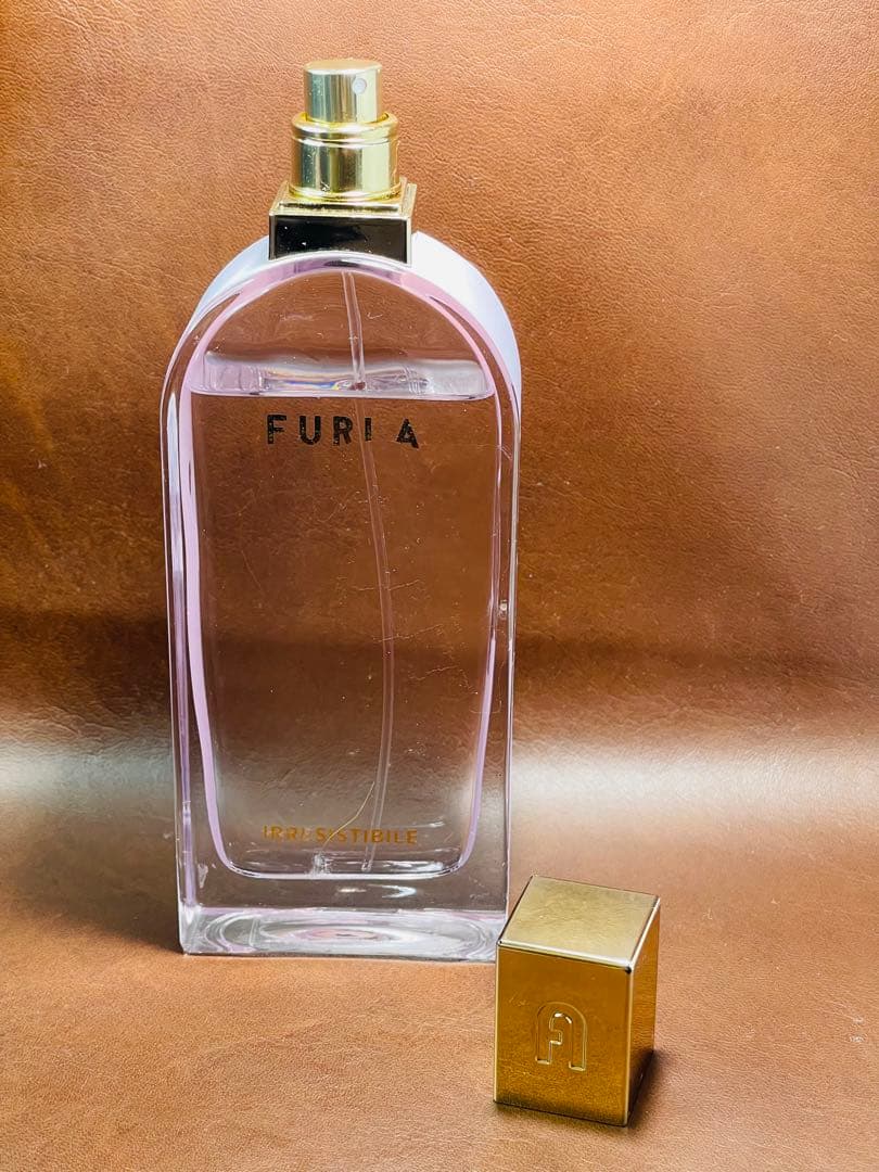 フルラ イレジスティブル オードパルファム 100ml