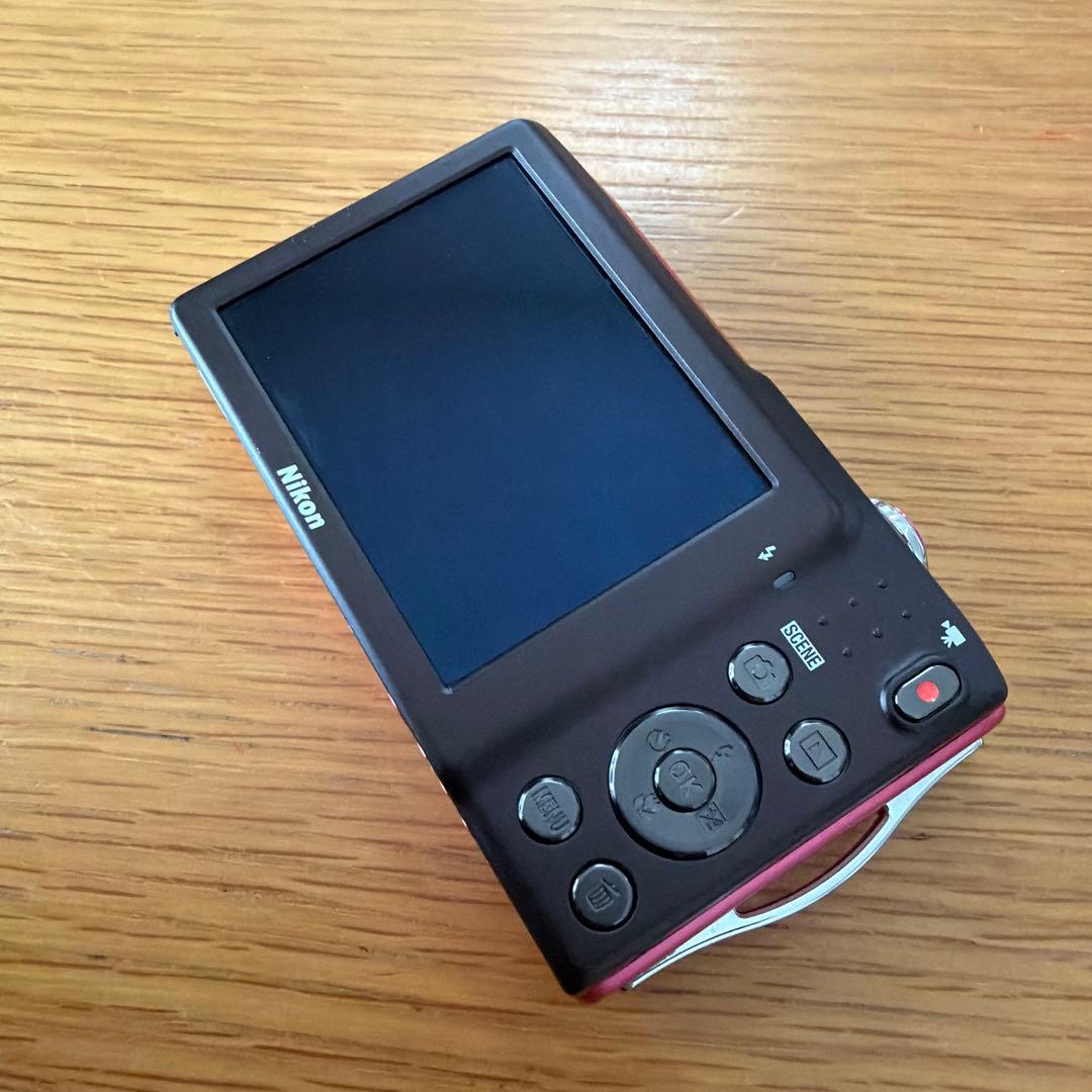 Nikon COOLPIX S3300 ピンク コンパクトデジタルカメラ　美品
