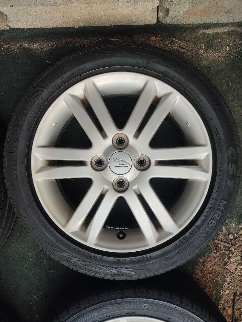 やっちゃん　ダイハツ タント 純正 ４本