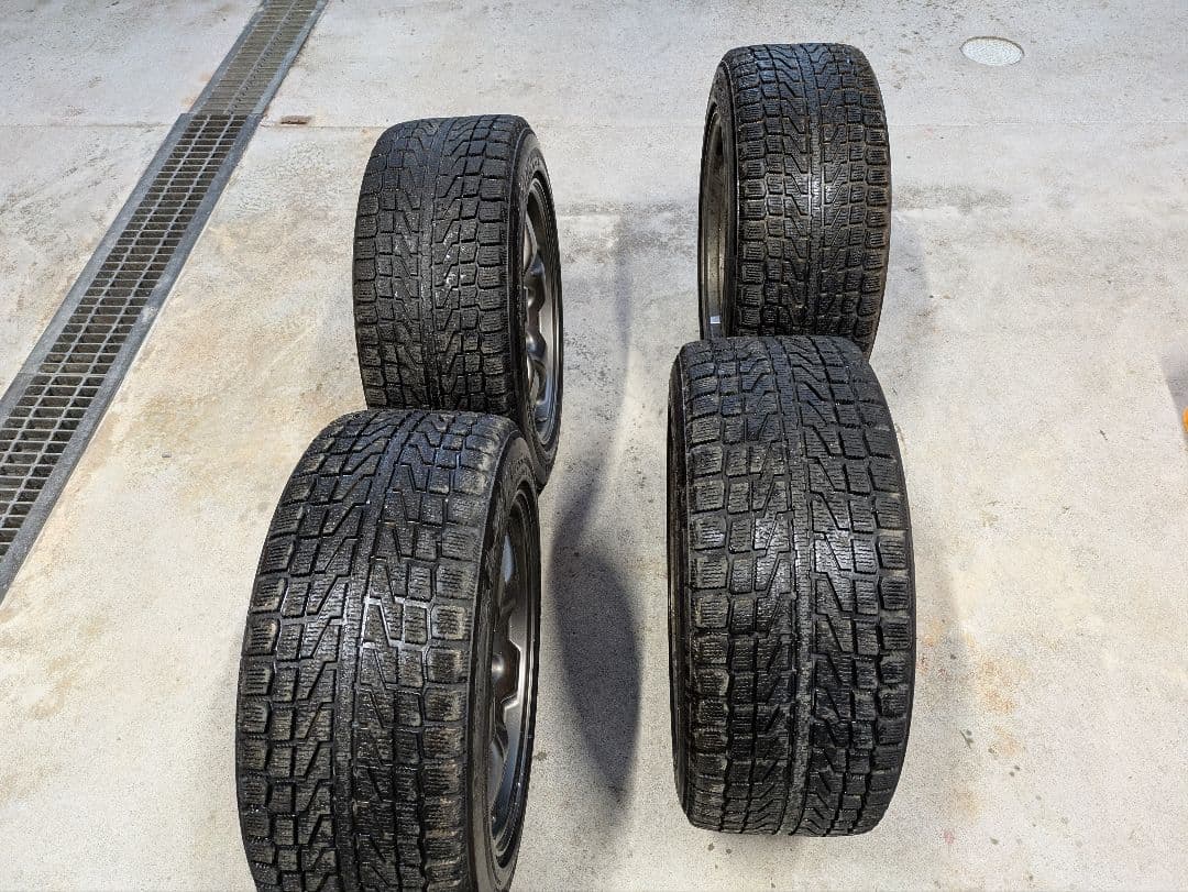 BNR32 純正ホイール(スタッドレスタイヤ付き)