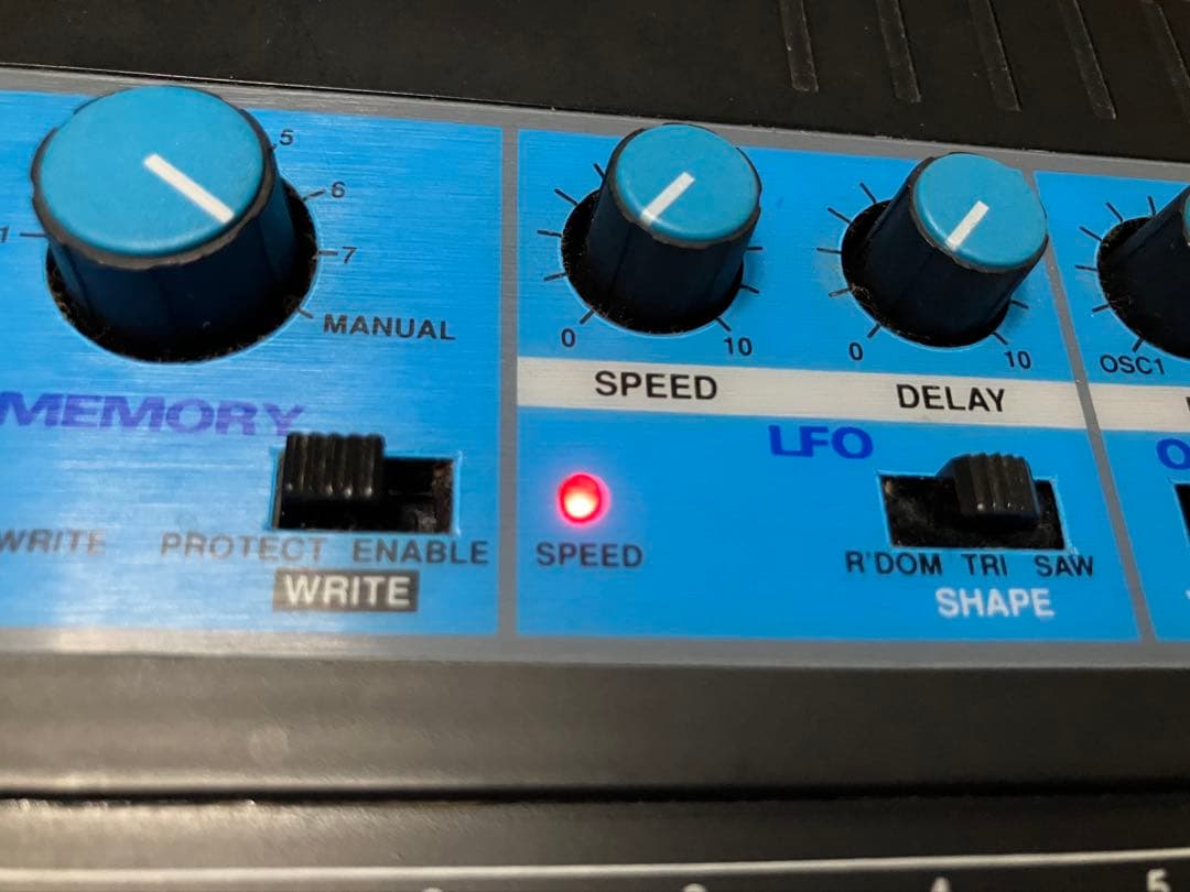 鍵盤楽器 novation bass station