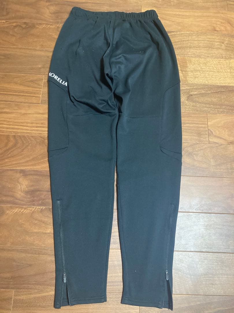 Mizuno MORELIA ジャージ上下セット 黒/赤