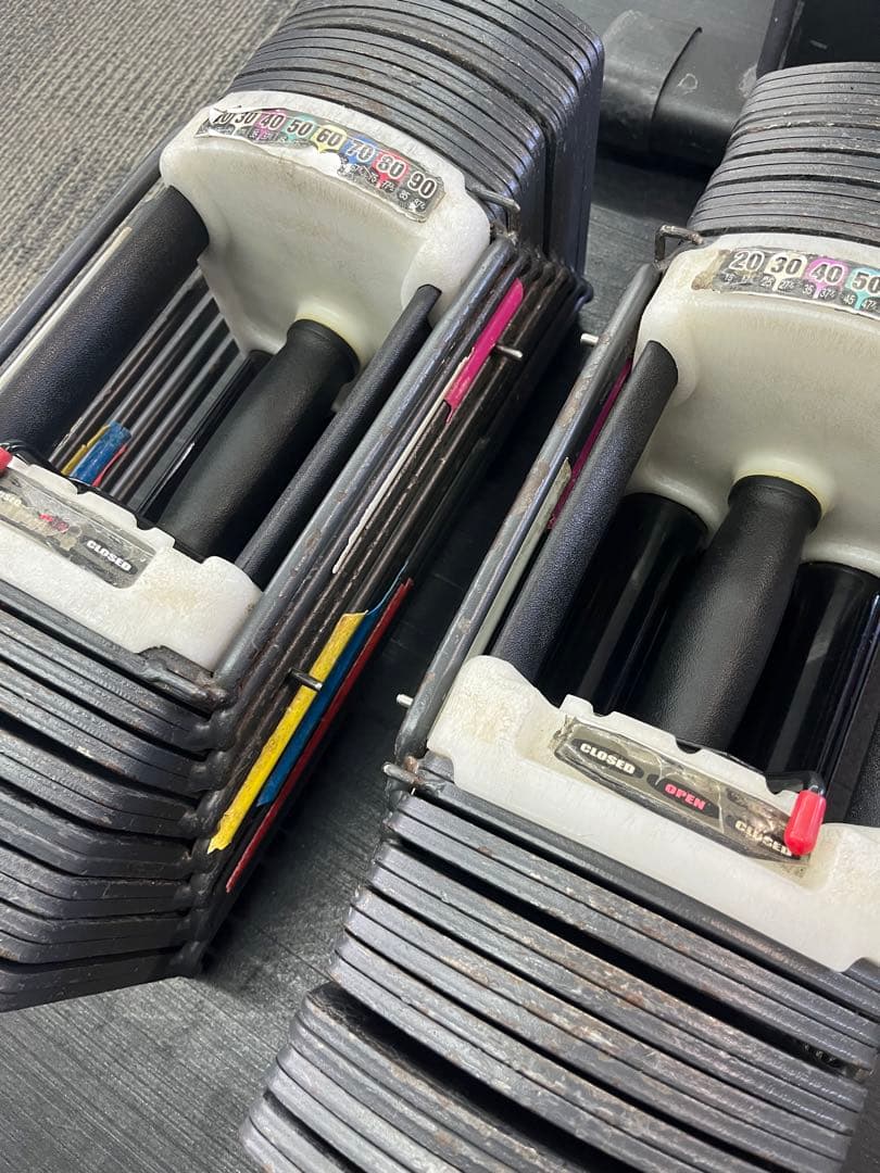 ブロックダンベル 可変式 片腕42kg １対 2個セット27段階調節可能