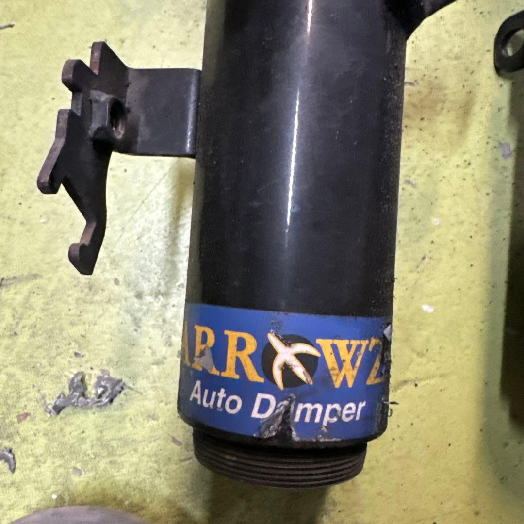 30プリウス車高調