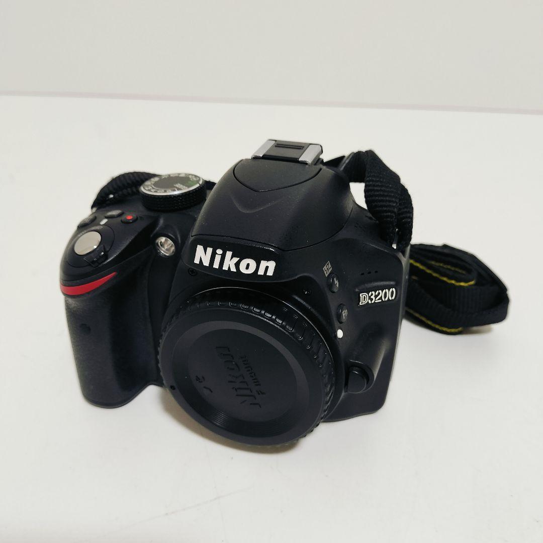 【美品】Nikon ニコンD3200 ボディ＋付属品 デジタル一眼レフカメラ