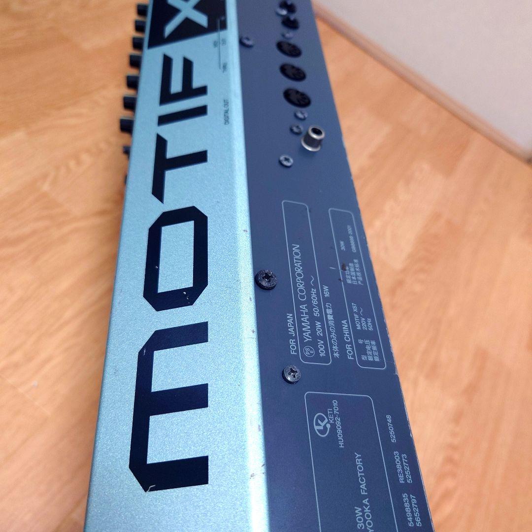 YAMAHA MOTIF XS7 76鍵