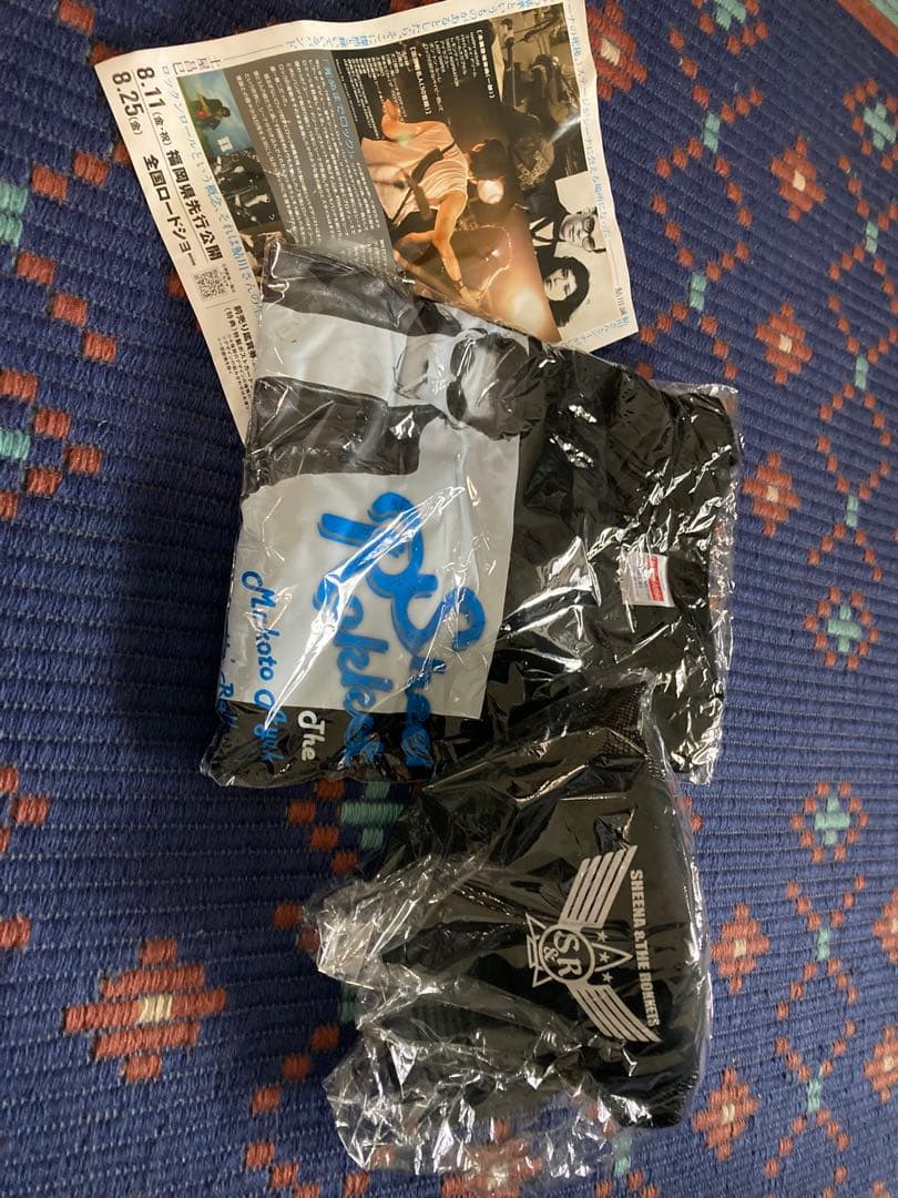 未使用 シーナアンドロケッツ黒色 Tシャツ XLサイズ ロゴ入りキャップ付き