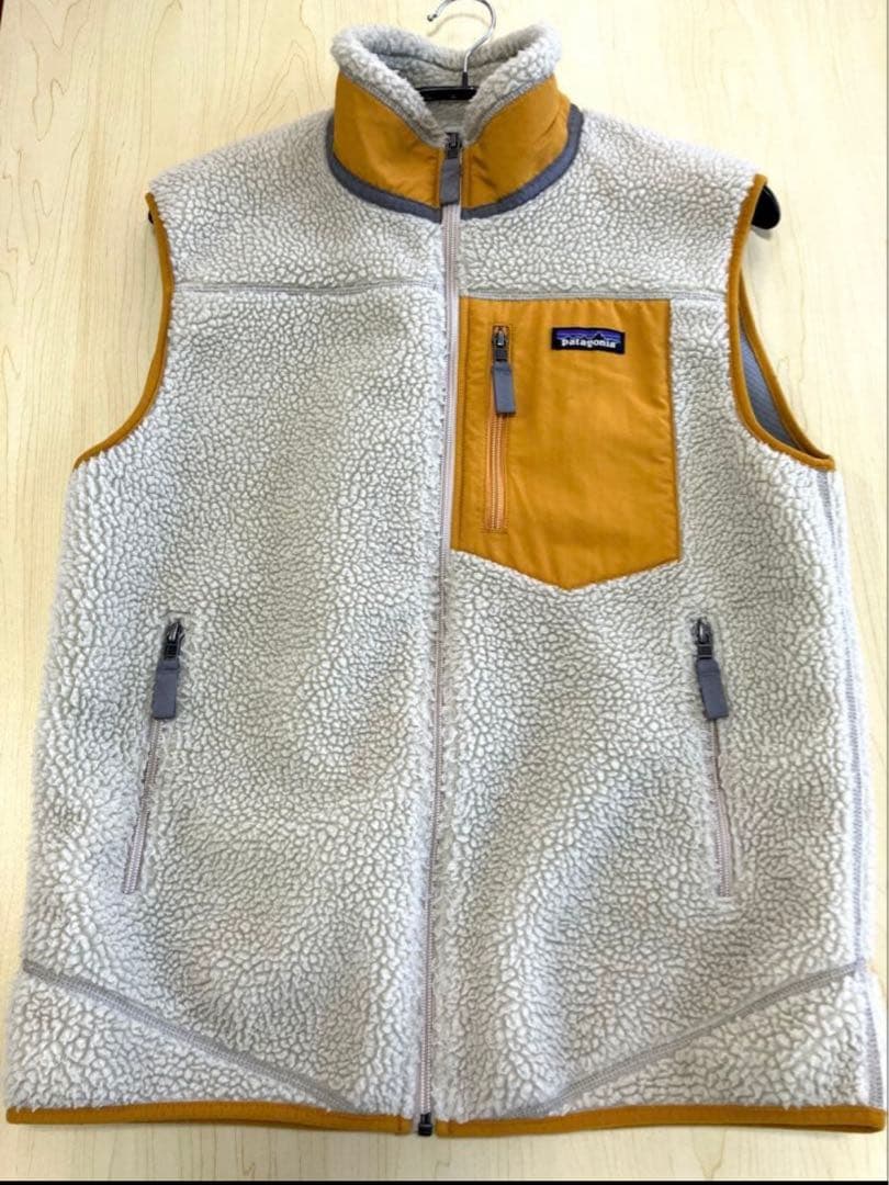パタゴニア クラシックレトロX フリースベスト Mサイズ　クリーム/イエロー