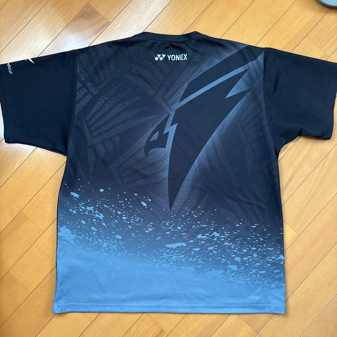 YONEX ボルトレイジ8 Tシャツ　Lサイズ★美品
