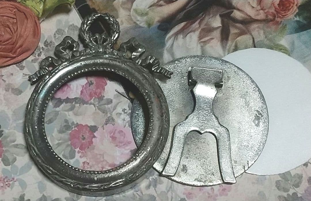 ❀フランスアンティーク　美しい リボントップ ミニ フォトフレーム♪布・カード付