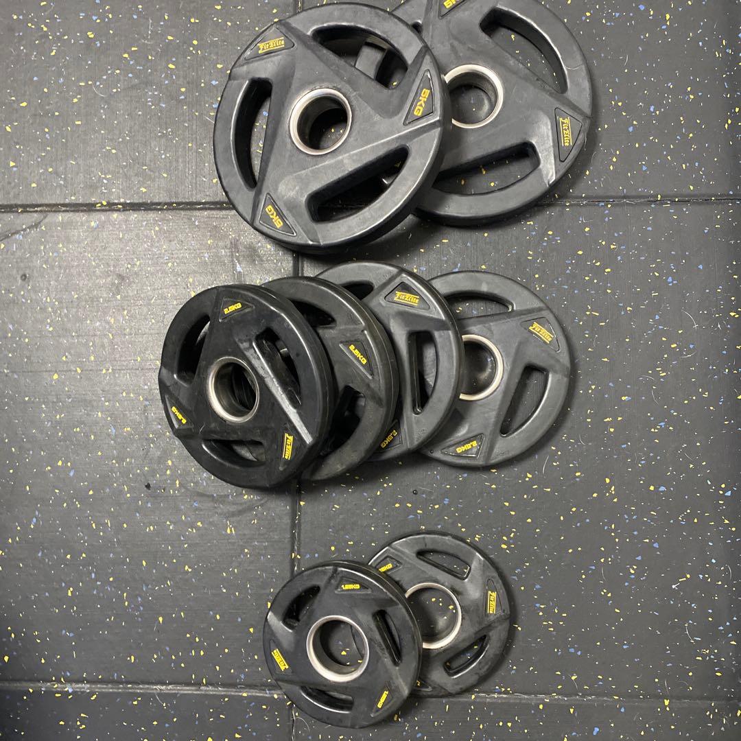 ♻️売約済⑤♻️フィットエリート♻️５㎏2枚、2.5㎏4枚、1.25㎏2枚♻️50mm穴