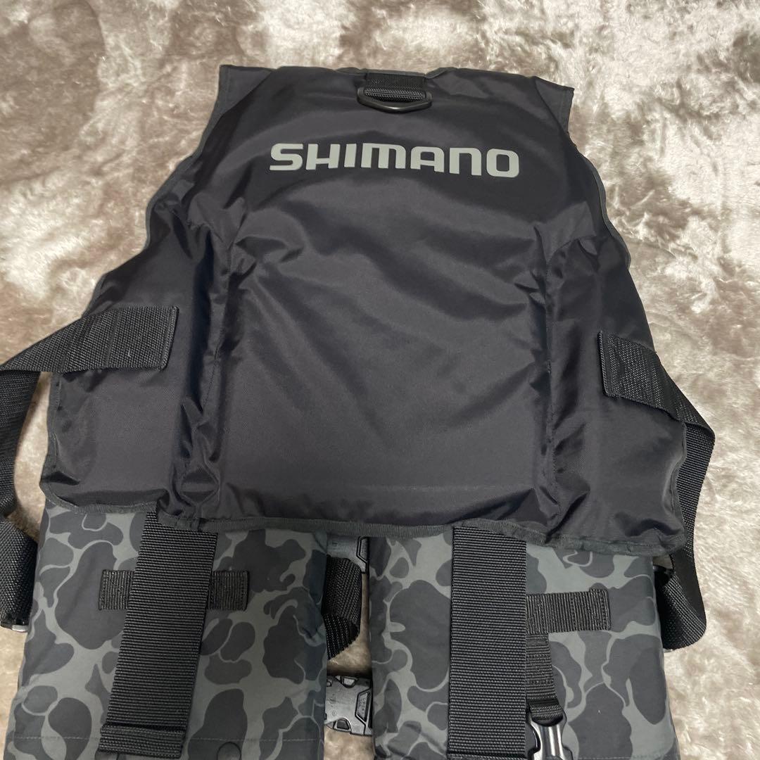 【新品未使用】シマノ ゲームベストライト フリー ブラック