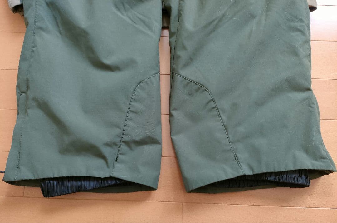 ★オガサカ デサント スキーウェア 　別注品！！　上Ｌ下Ｍ