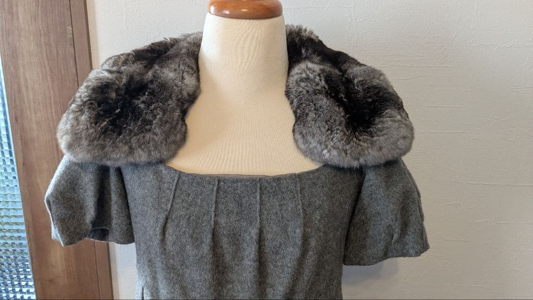 Foxy ＊チンチラ襟　バルーンワンピース　グレー＊size38 美品