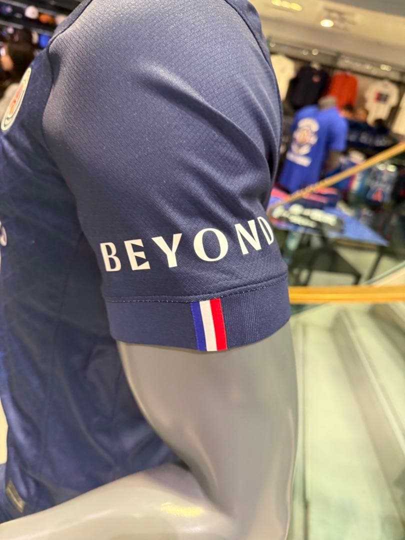 日本未対応 パリ公式2店舗限定BEYOND入りデンベレ CL仕様フルマーク