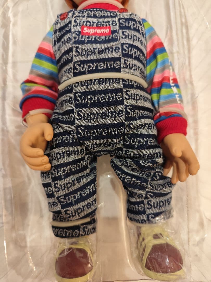 シュプリームチャッキー ドール ''マルチ''Supreme 人形